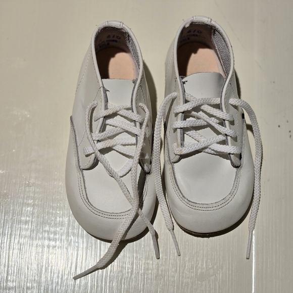 Zimmermann Other - Zimmerman Finley Oxford White Leather Kids Shoes Size 5 EEE Toddler